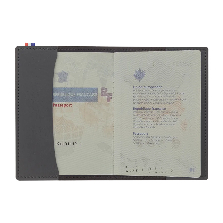 Couverture passeport conf. fr
