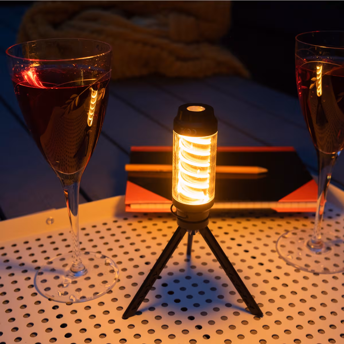 Vue 9 de Lampe de camping et lampe de poche Aqiila Lightbird G1