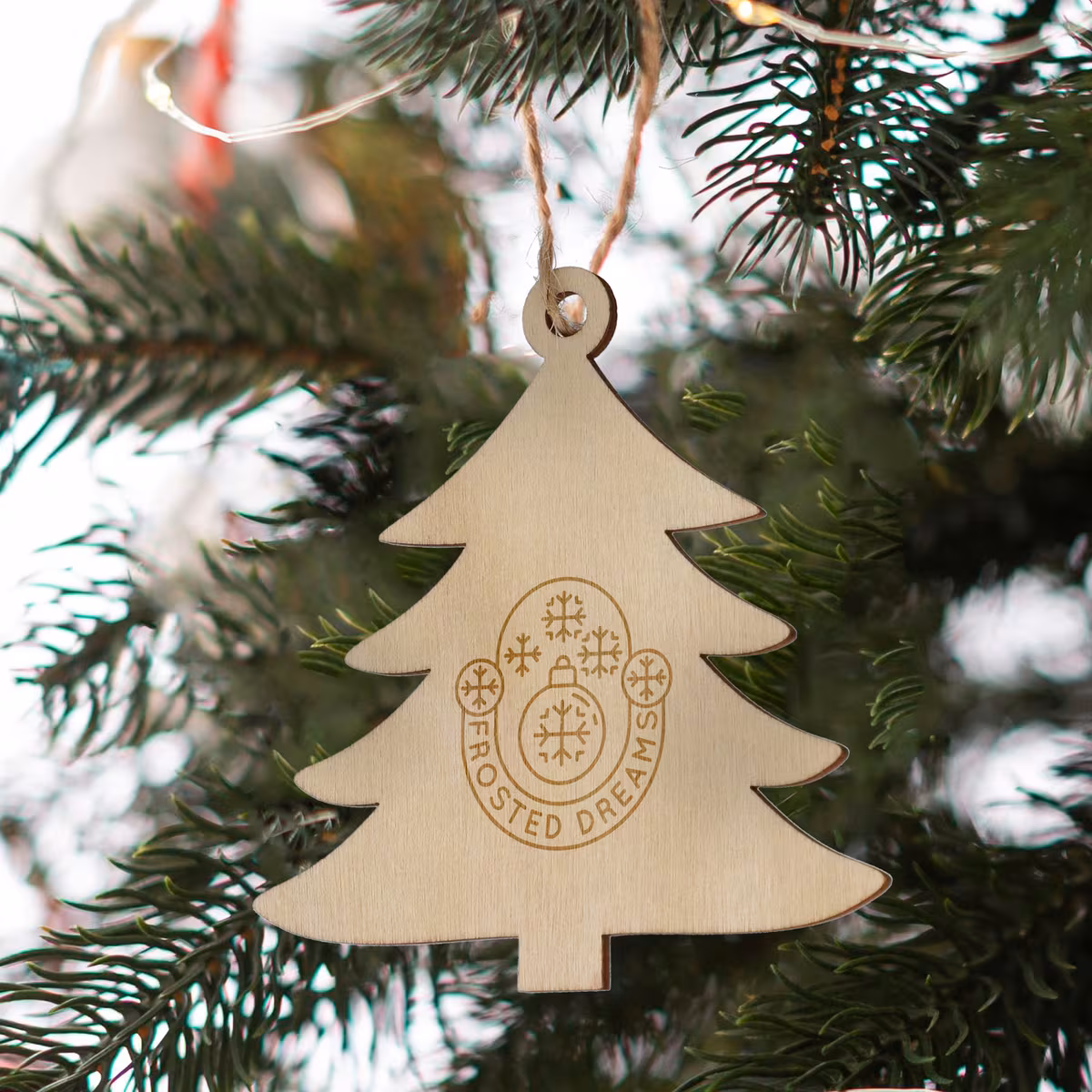 Vue 2 de Ornement de Noël en bois en forme de sapin