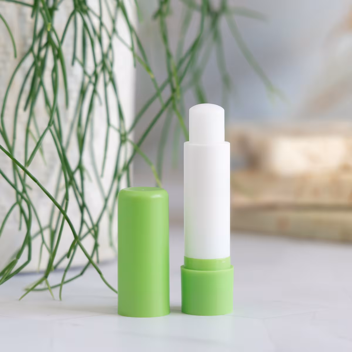 Vue 20 de Stick à lèvre classique en matériaux recyclés