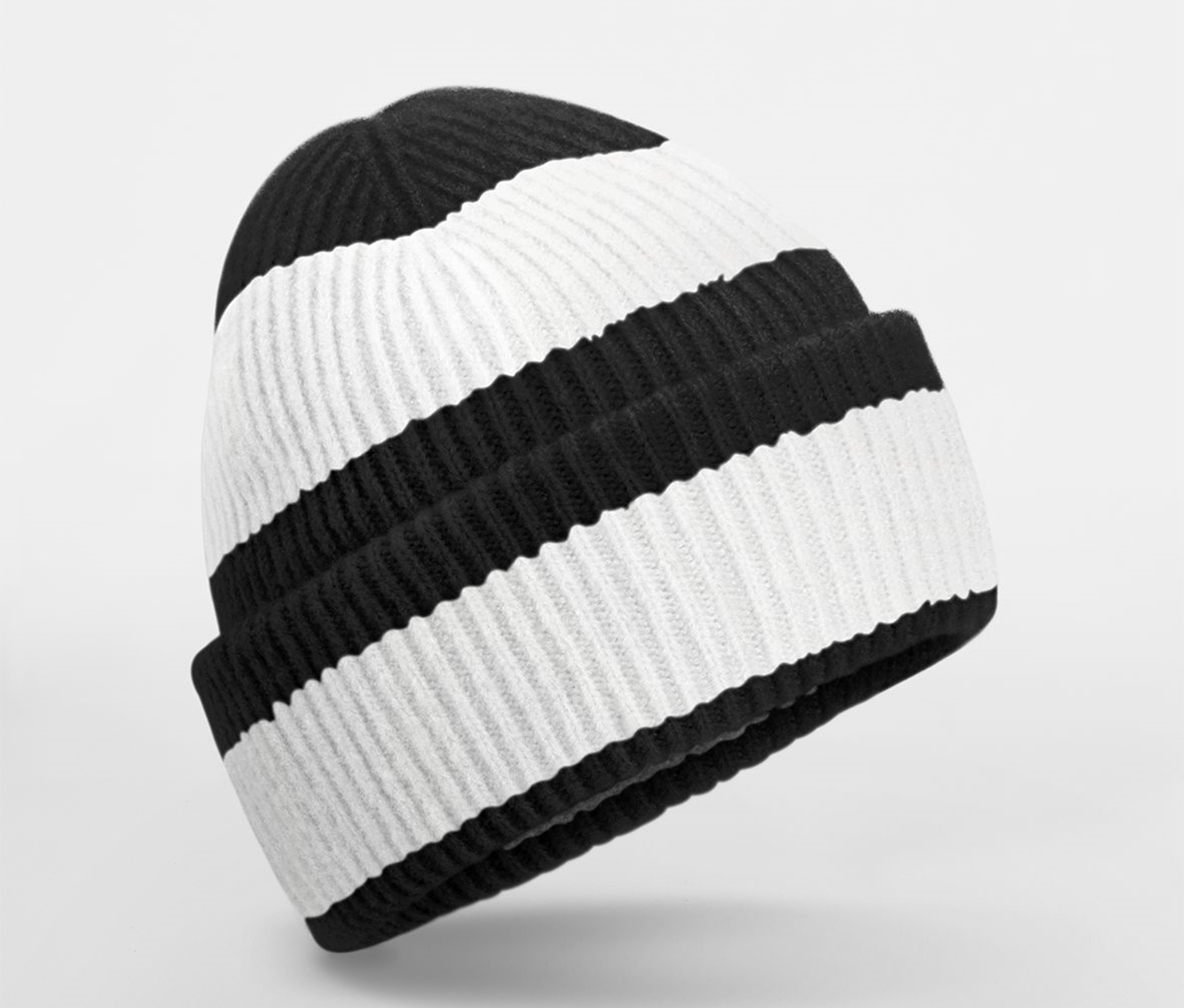 COLOUR BLOCK BEANIE