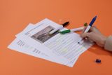 Vue 7 de Stylo à bille avec surligneur FLUO