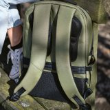 Vue 12 de Sac à dos New York 20L rNylon et rPET. Poche ordinateur 17"