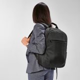 Vue 11 de Sac à dos Vilnius 18L rPET. Poche avant. Poche ordinateur 17"