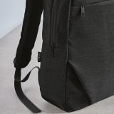 Vue 16 de Sac à dos Vilnius 18L rPET. Poche avant. Poche ordinateur 17"