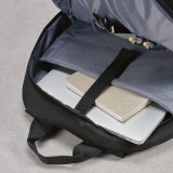 Vue 18 de Sac à dos Vilnius 18L rPET. Poche avant. Poche ordinateur 17"