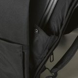 Vue 13 de Sac à dos Budapest 16L rPET. Poche avant. Poche ordinateur 17"