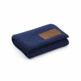 Vue 1 de Plaid Mondrian en rPET et laine, patch personnalisable.
