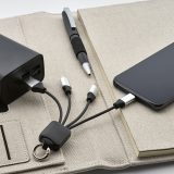Vue 4 de Câble de charge Sagan, 4-en-1 rTPR, logo lumineux et boucle