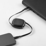 Vue 4 de Yalow Câble Charge rapide USB-C vers USB-C rétractable. 60 W