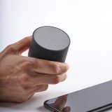 Vue 8 de Enceinte Gauss rABS, 300mAh. Autonomie jusqu’à 1,5h. 3W