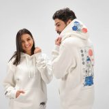 Vue 4 de Sweat Tulum à capuche. Coton bio, rCotton et rPET. Fabriqué au Portugal.