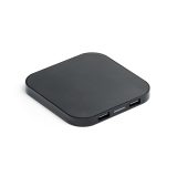 Vue 2 de CAROLINE. Chargeur sans fil 15W superfast avec HUB 2 ports USB-A en ABS recyclé (60 % rABS)
