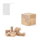 Vue 2 de OMBER. Puzzle en bois avec 7 pièces