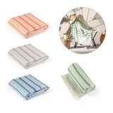 Vue 5 de CAPLAN. Serviette multifonctionnelle (260 g/m²) composée de coton léger et résistant (90%) et de coton recyclé (10%)