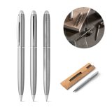 Vue 2 de CHRIS. Stylo à bille avec corps en acier inoxydable (53% recyclé) avec clip