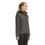 Vue 3 de RACE HOODED WOMEN