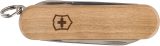 Vue 9 de Victorinox Classic SD Wood canif
