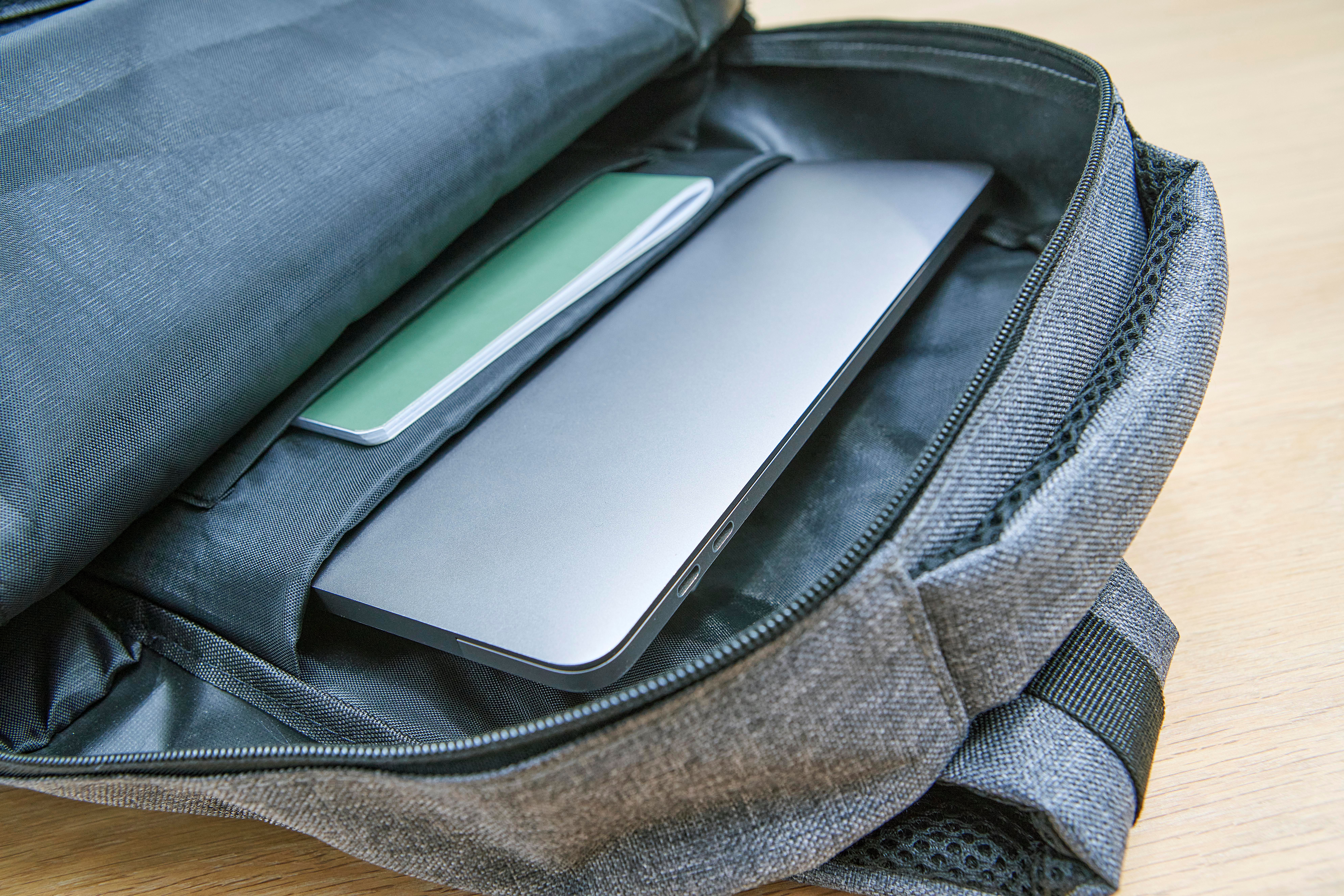 Vue 11 de Sac à dos pour ordinateur Henrik | Port USB