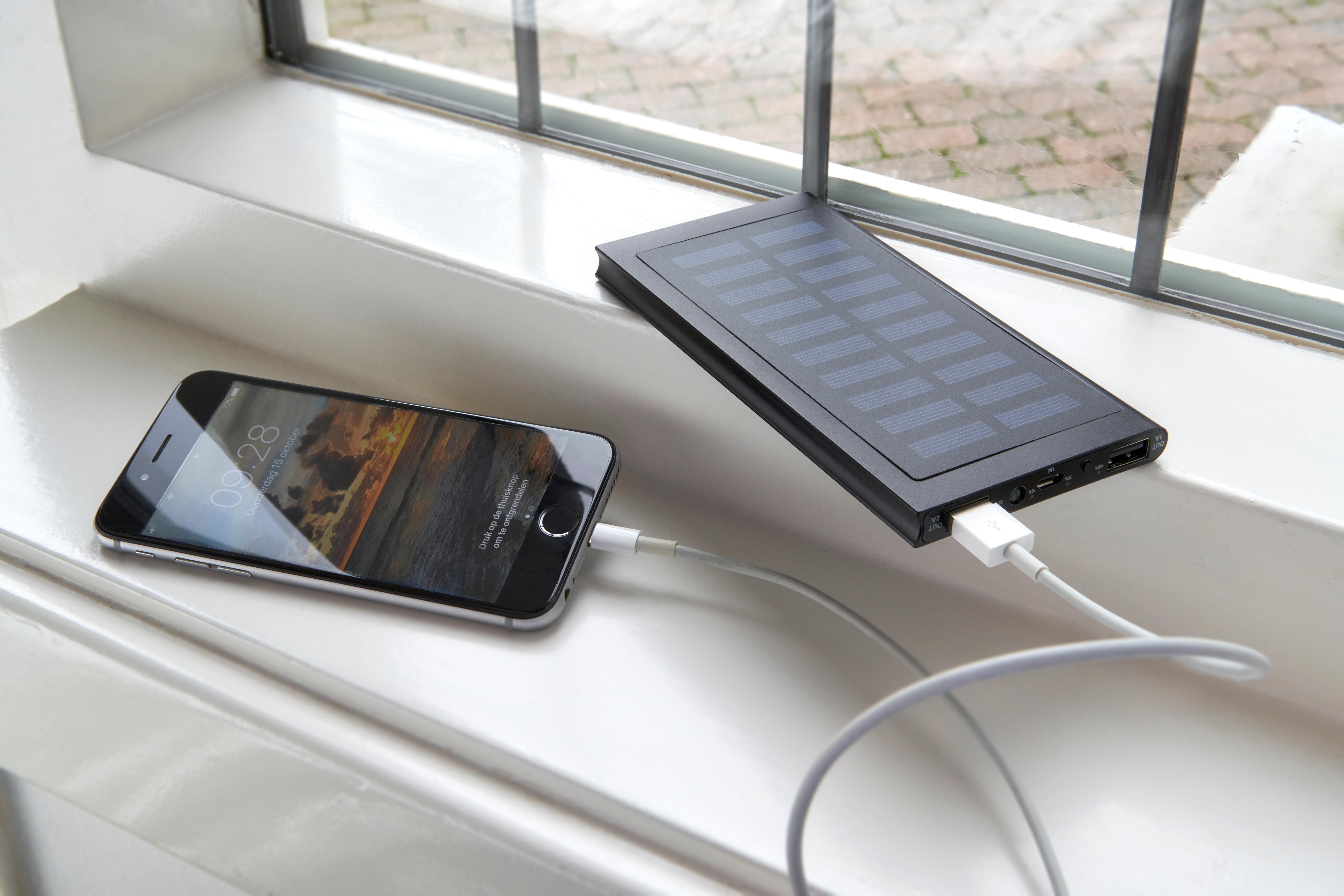 Vue 8 de Powerbank solaire Sonne | 8 000 mAh