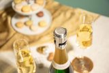 Vue 7 de Vacu Vin Champagne Stopper Stainless Steel bouchon de bouteille