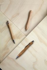 Vue 4 de Stylo à bille Meera | Bambou