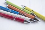Vue 3 de Wennel stylo à bille
