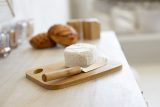 Vue 3 de Taleggio service à fromage