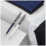 Vue 4 de Stylo roller Waterman Hemisphere avec habillage palladium (encre bleue)