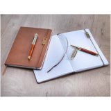 Vue 6 de Ensemble Legato comprenant carnet A5, stylo bille et stylo roller (encre bleue)