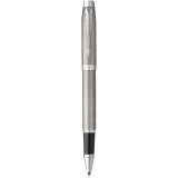 Vue 2 de Coffret Parker IM Essentials comprenant un stylo roller et un stylo à bille - argenté