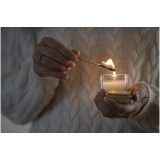 Vue 5 de Bougie carrée Ambra en verre avec couvercle en bambou