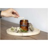 Vue 4 de Bougie parfumée Wellmark parfum bois de cèdre