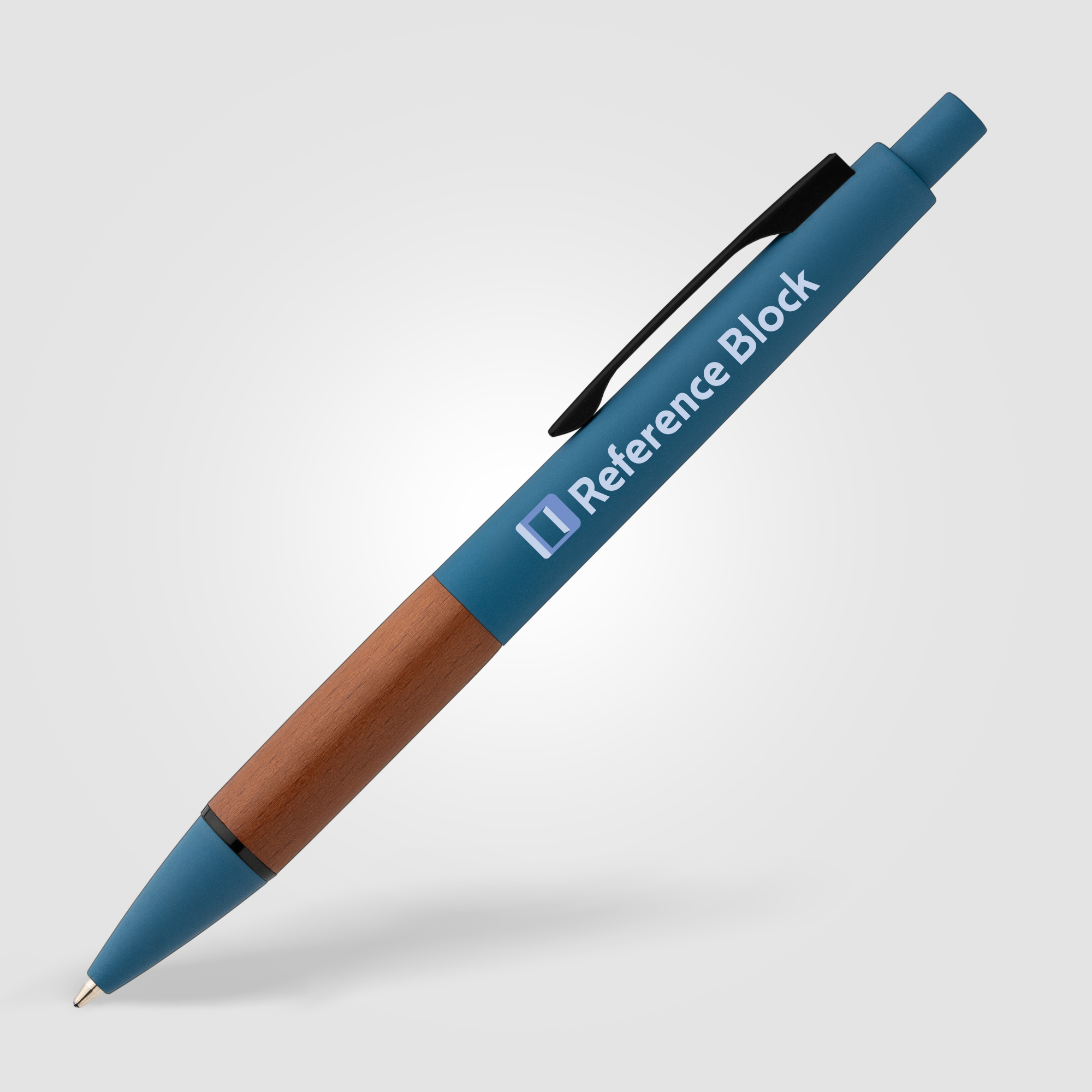 Stylo Tide en plastique recyclé avec grip en bois