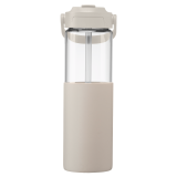 Vue 3 de Gourde Juno en verre avec housse en silicone et paille – 650 ml